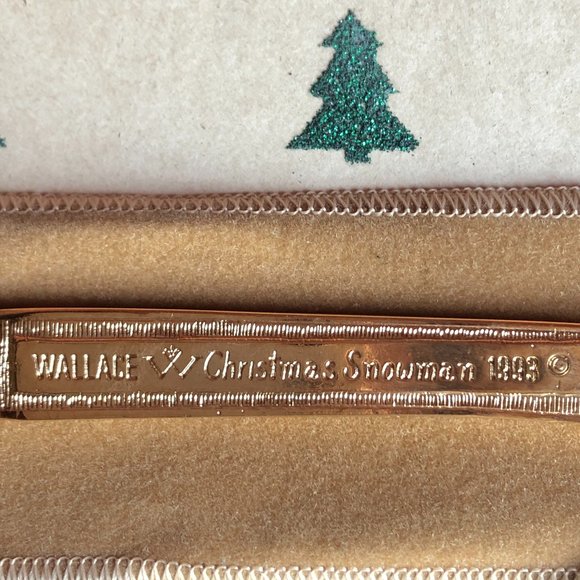 Wallace - candy cane - Picture 2 of 9